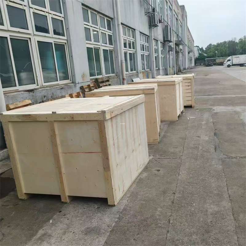 麒麟区尼勒克县：物流专线的高效货运之旅
